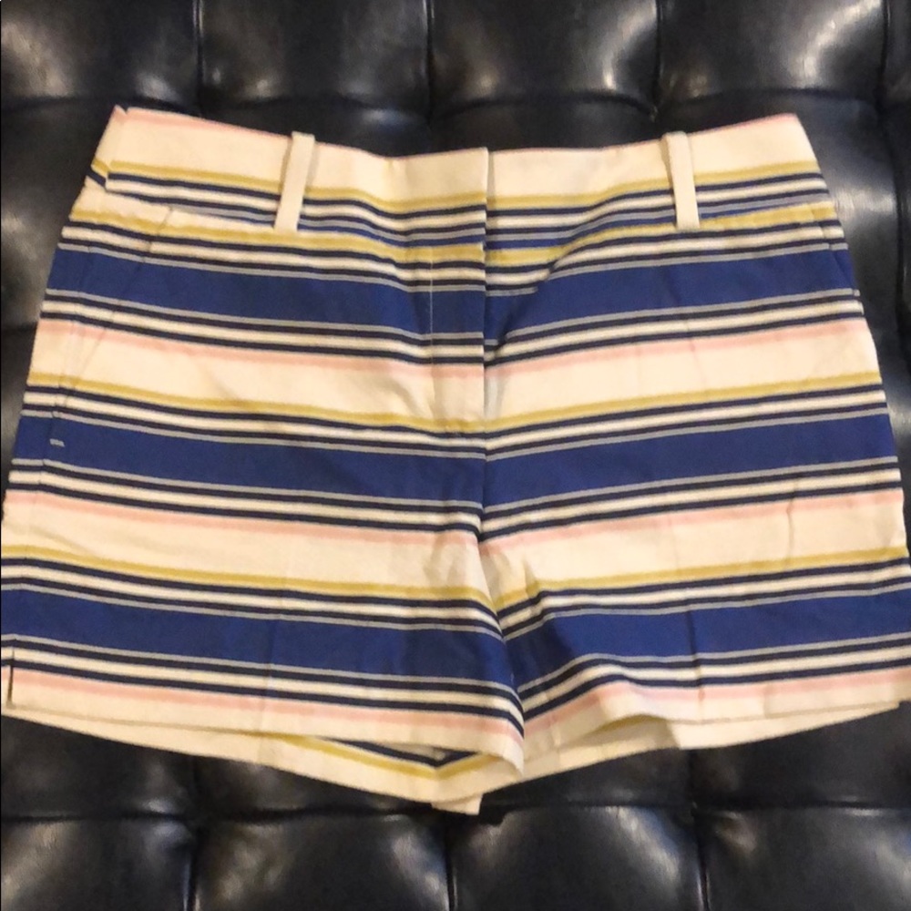 Loft Shorts Size 6
